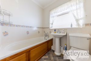 bathroom- click for photo gallery